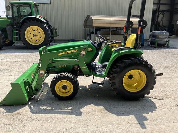 2017 John Deere 3038E Equipment Image0