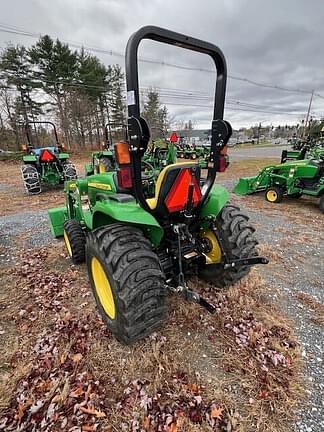 Image of John Deere 3038E equipment image 2