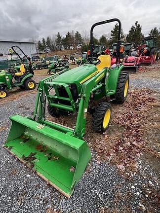 Image of John Deere 3038E equipment image 1