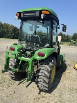 Image of John Deere 3039R equipment image 3
