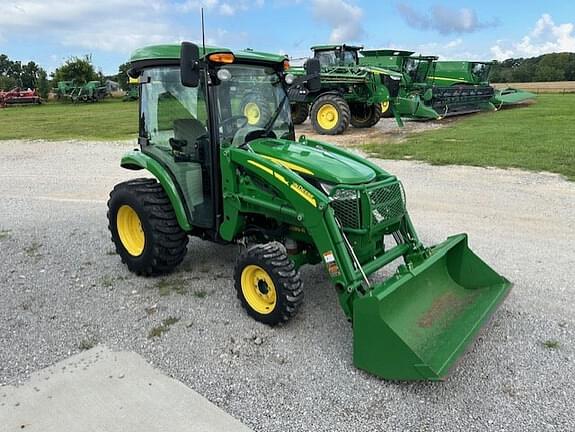Image of John Deere 3039R equipment image 2