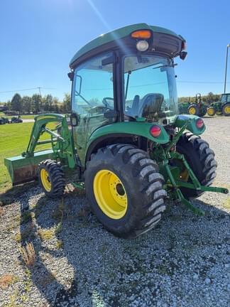 Image of John Deere 3046R equipment image 1