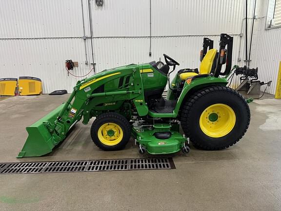 Image of John Deere 3046R equipment image 1