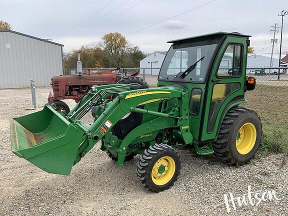 Image of John Deere 3046R equipment image 1