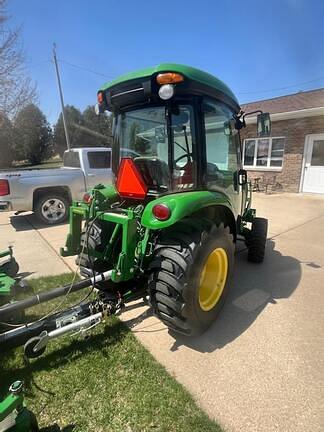 Image of John Deere 3046R equipment image 1