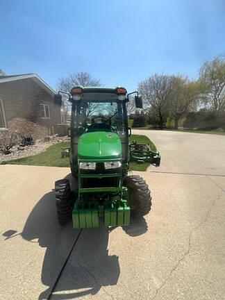 Image of John Deere 3046R equipment image 2