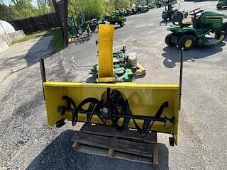 Image of John Deere 3046R equipment image 3