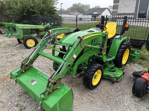 Image of John Deere 3046R Primary image