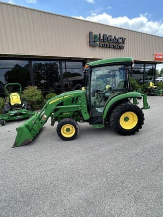 Main image John Deere 3046R