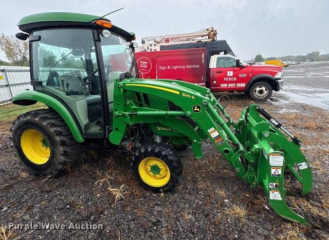 Image of John Deere 3046R equipment image 3