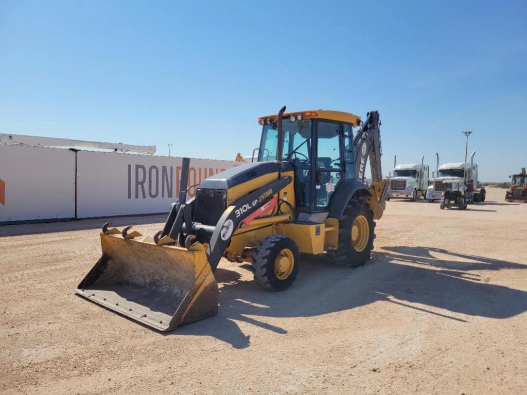 2017 John Deere 310L EP Equipment Image0