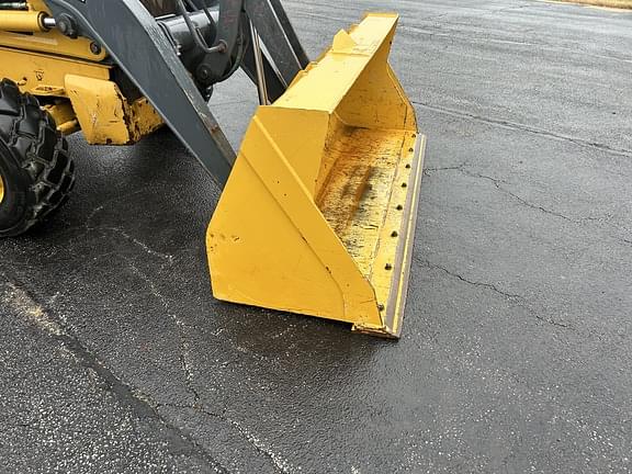 Image of John Deere 310L equipment image 4