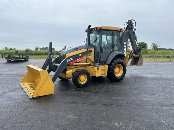 2017 John Deere 310L Equipment Image0