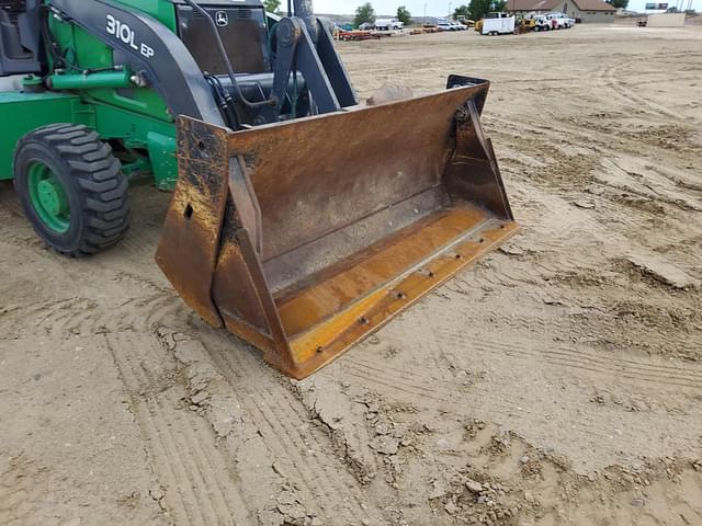Image of John Deere 310L EP equipment image 4