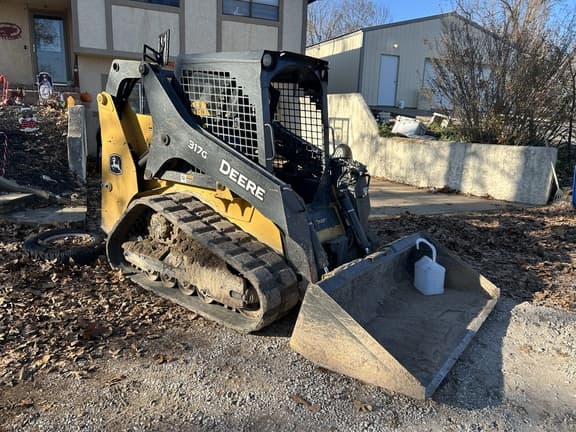 Image of John Deere 317G equipment image 1