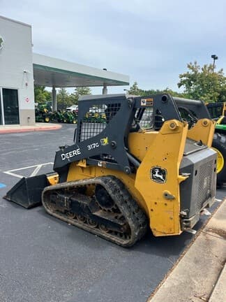 Image of John Deere 317G equipment image 3