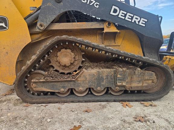 Image of John Deere 317G equipment image 4