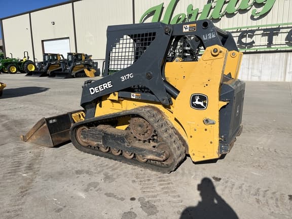 Image of John Deere 317G equipment image 2
