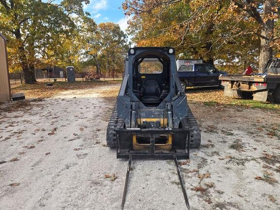 Image of John Deere 317G equipment image 2