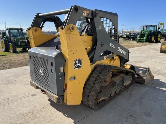 Image of John Deere 317G equipment image 4