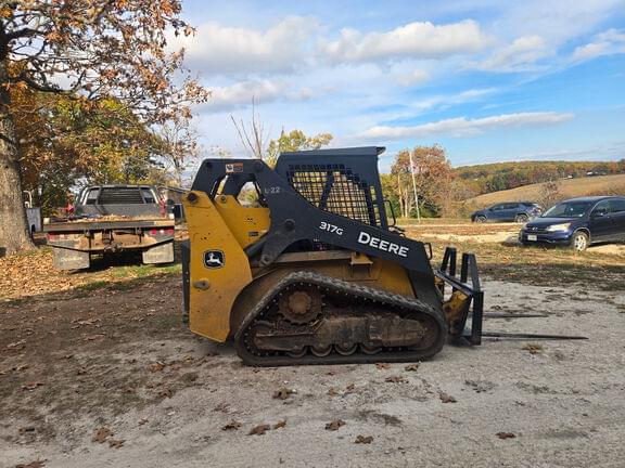 Image of John Deere 317G equipment image 1