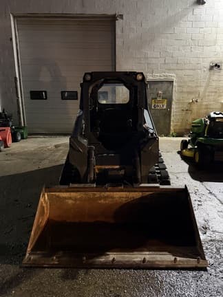 Image of John Deere 317G equipment image 3