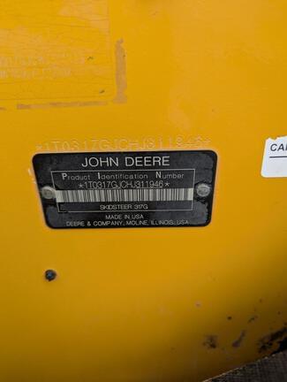 Image of John Deere 317G equipment image 3