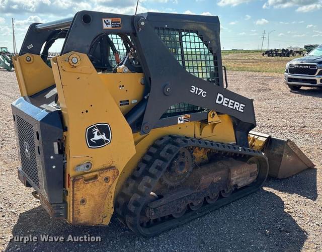 Image of John Deere 317G equipment image 4