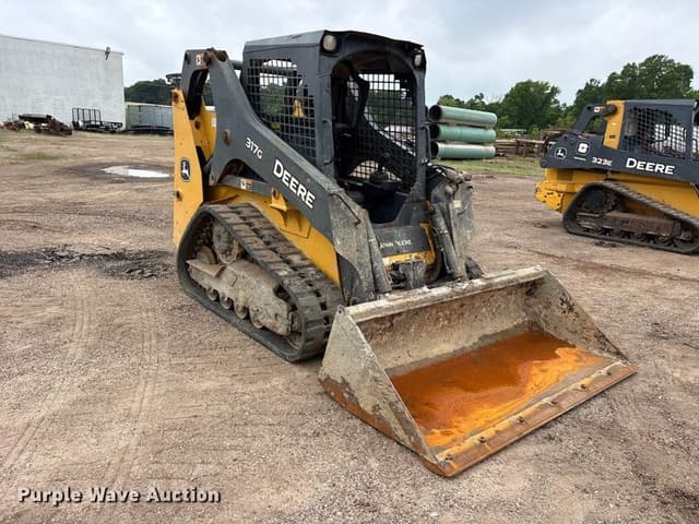 Image of John Deere 317G equipment image 2