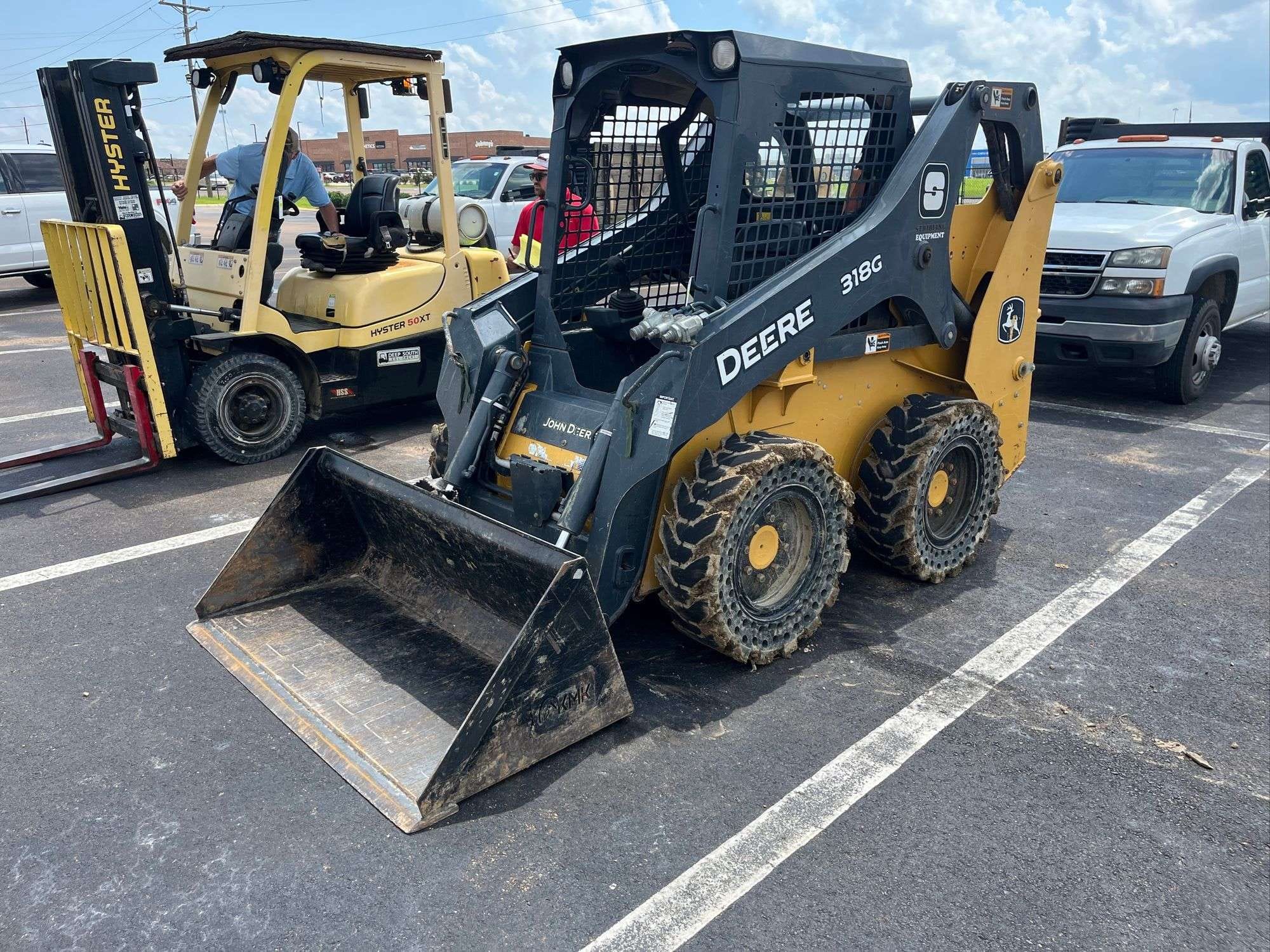 2017 John Deere 318G Equipment Image0