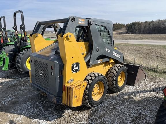 Image of John Deere 318G equipment image 2