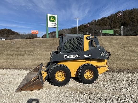 Image of John Deere 320E Primary image