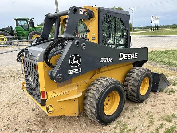 Image of John Deere 320E Primary image