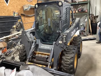 Main image John Deere 320E