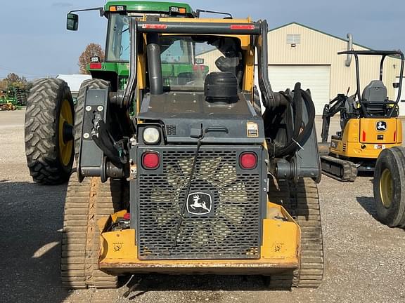 Image of John Deere 323E equipment image 4