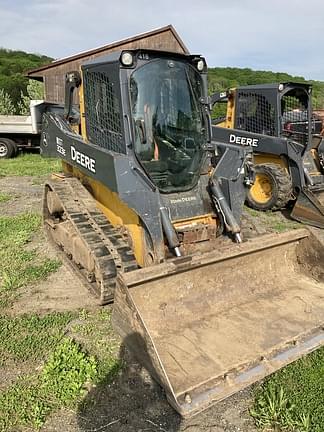 Image of John Deere 323E equipment image 1