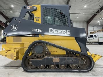 Main image John Deere 323E