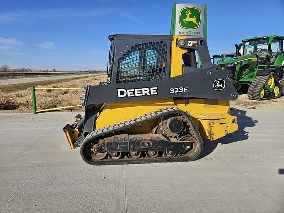 Image of John Deere 323E equipment image 1