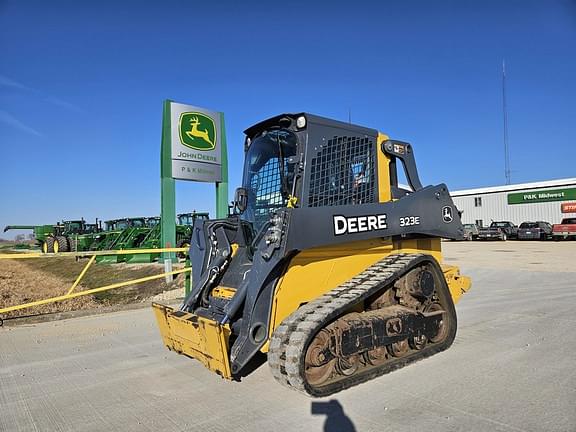 Image of John Deere 323E Primary image