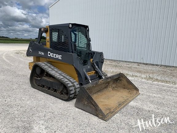 2017 John Deere 323E Equipment Image0