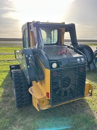 Image of John Deere 323E equipment image 4