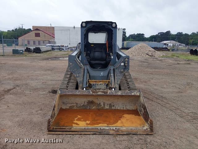 Image of John Deere 323E equipment image 1