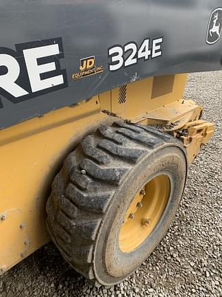 Image of John Deere 324E equipment image 2