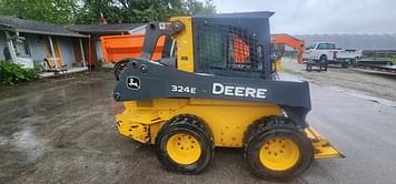 Main image John Deere 324E