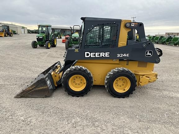 Image of John Deere 324E equipment image 1