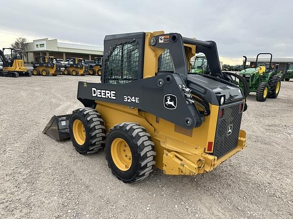 Image of John Deere 324E equipment image 2