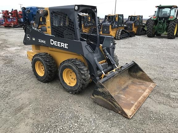 Image of John Deere 324E equipment image 1