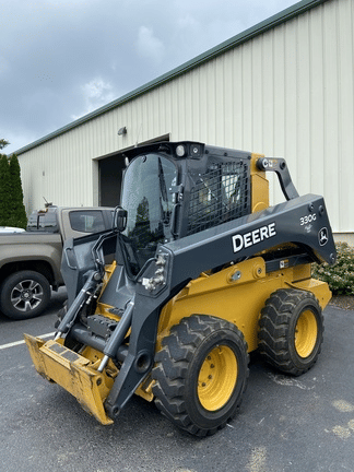 Main image John Deere 330G