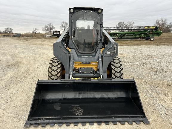 Image of John Deere 330G equipment image 2