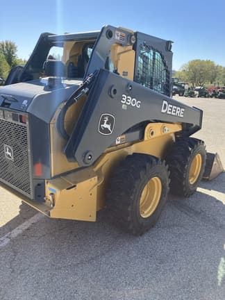Image of John Deere 330G equipment image 2